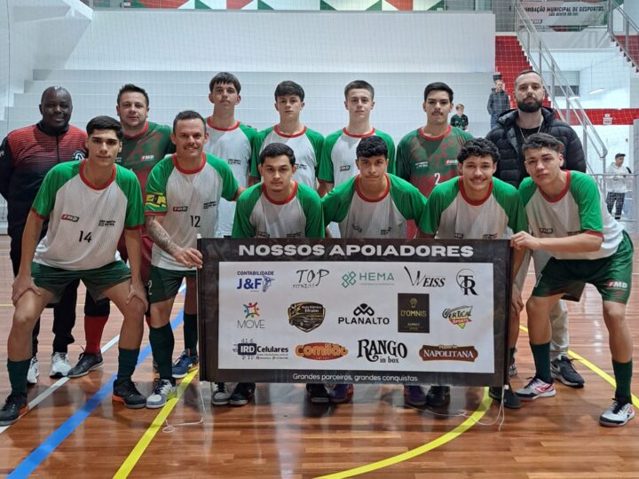Municipais de Futsal da 1ª Divisão e Veteranos 40+ agitam o Annes Gualberto com goleadas e definição dos mata-matas