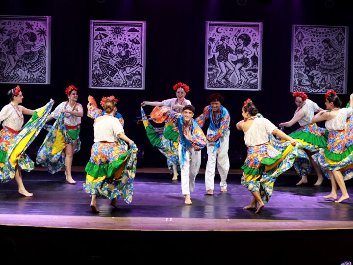 Com patrocínio da ArcelorMittal, Festival de Dança lota teatro em estreia histórica em São Bento do Sul