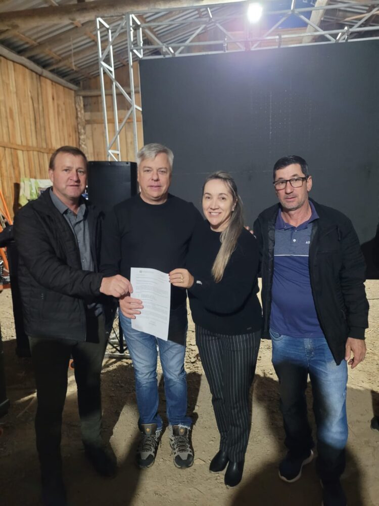 Fabiano da Luz oficializa emenda de R$ 150 mil e anuncia novos investimentos para a agricultura de Santa Terezinha