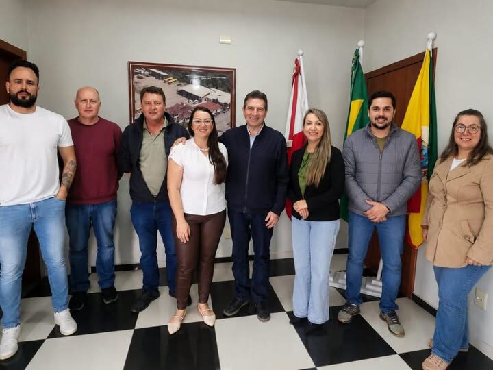 Deputado Federal Valdir Cobalchini reforça parceria com Santa Terezinha durante visita ao município