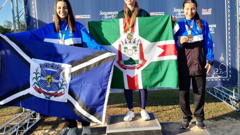 Atletismo de São Bento do Sul faz história nos Joguinhos Abertos de Santa Catarina com sete medalhas e recorde da competição