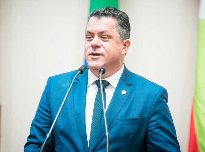 Projeto do deputado Naatz , de internação involuntária de dependentes químicos, deve beneficiar municípios de todo Estado