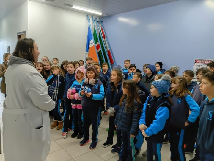 Grupo de Educação Ambiental do SAMAE inicia programação de julho com visitas à Estação de Tratamento de Água e apresenta nova trilha educativa