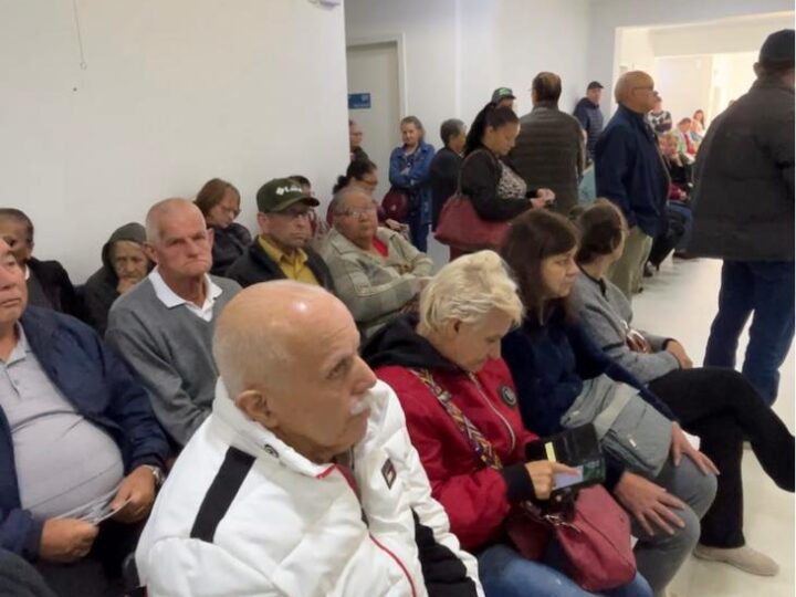 Mutirão de próteses dentárias beneficia cerca de 250 pacientes em São Bento do Sul