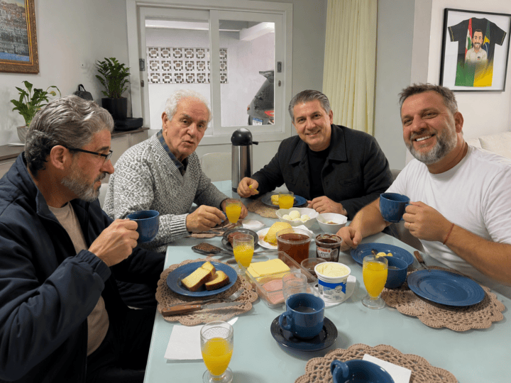 Jerry Comper e João Matos Filho e o ex-deputado João Matos se encontram visando fortalecer o MDB em Santa Catarina