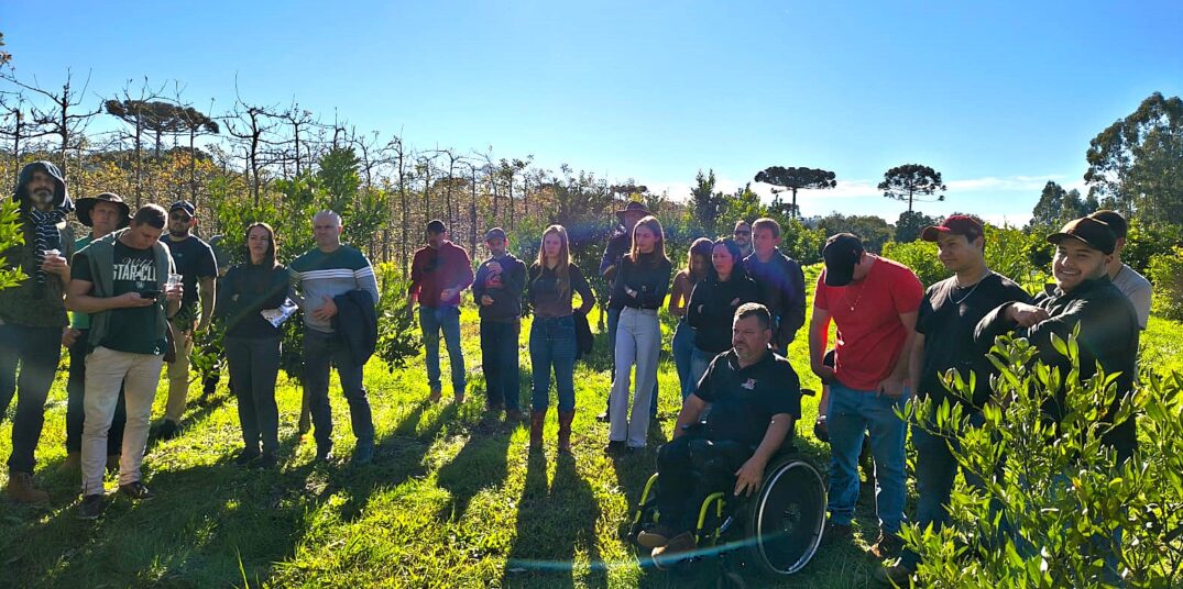 Reunião Técnica do Projeto Integrado de Citrus reúne produtores e técnicos em Monte Castelo