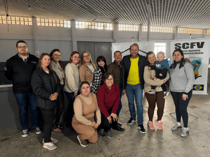Assistência Social promove encontro de integração entre famílias atendidas pelo CRAS e SCFVEvento proporcionou um dia de convivência, lazer e fortalecimento dos laços familiares e comunitários