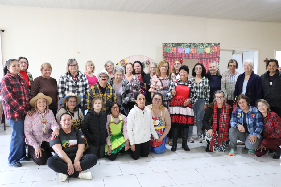 Festa Junina da melhor idade.