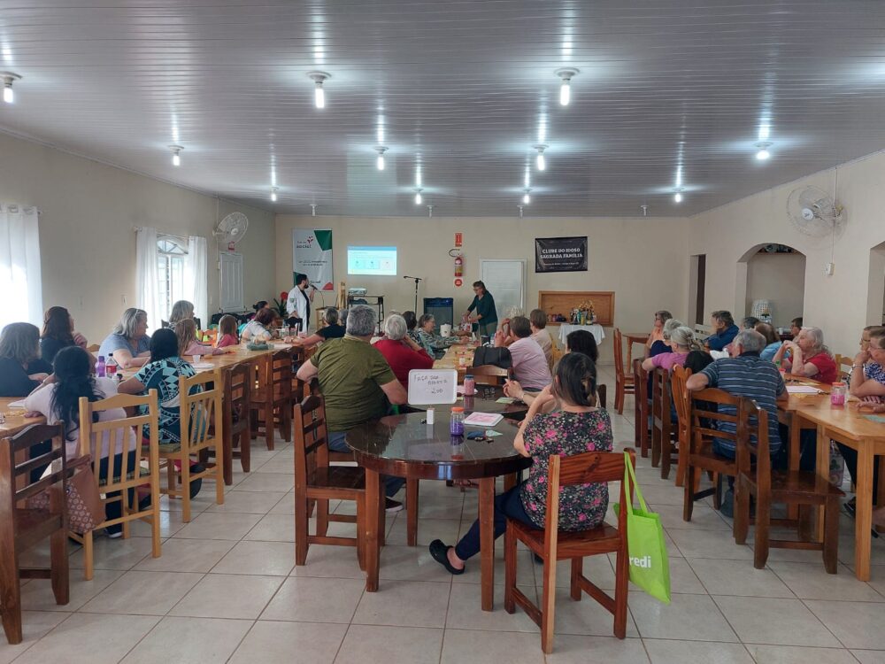 Estratégia Saúde Da Família Promove Ações De Educação Em Saúde Com Idosos De Bateias De Baixo