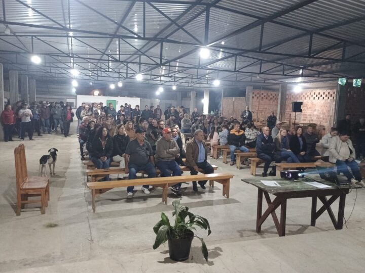 Prefeitura Assina Ordem De Serviço Para Pavimentação Da RM 020 Entre Bateias De Cima E Ximbuva