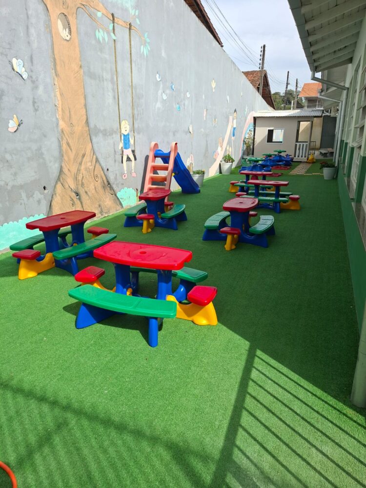 Projeto “Raízes do Brincar” transforma espaço do CEIM Peter Pan