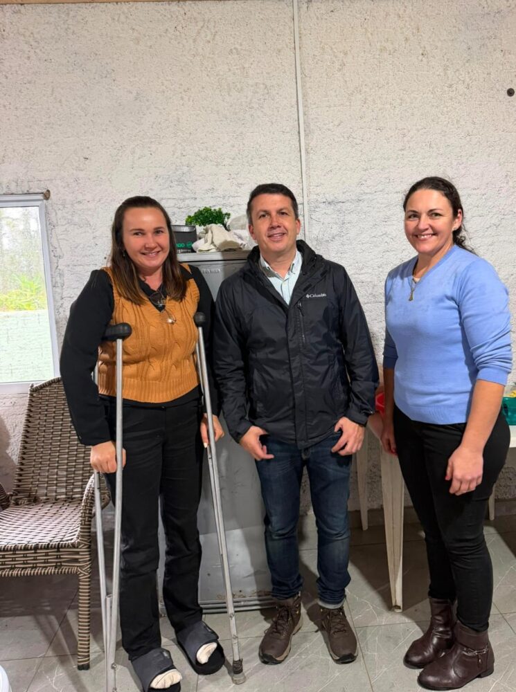 Deputado Camilo Martins visita Santa Terezinha