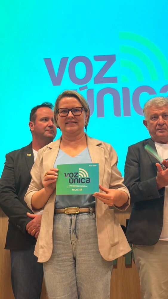 Terezinha Dybas cumpre roteiro em Canoinhas e Mafra