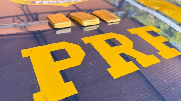 PRF apreende ouro ilegal de R$ 800 mil em Guajará-Mirim
