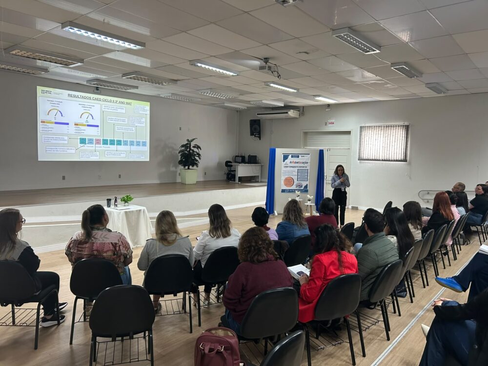 Formação com diretores do Ensino Fundamental fortalece o uso de dados para intervenções pedagógicas