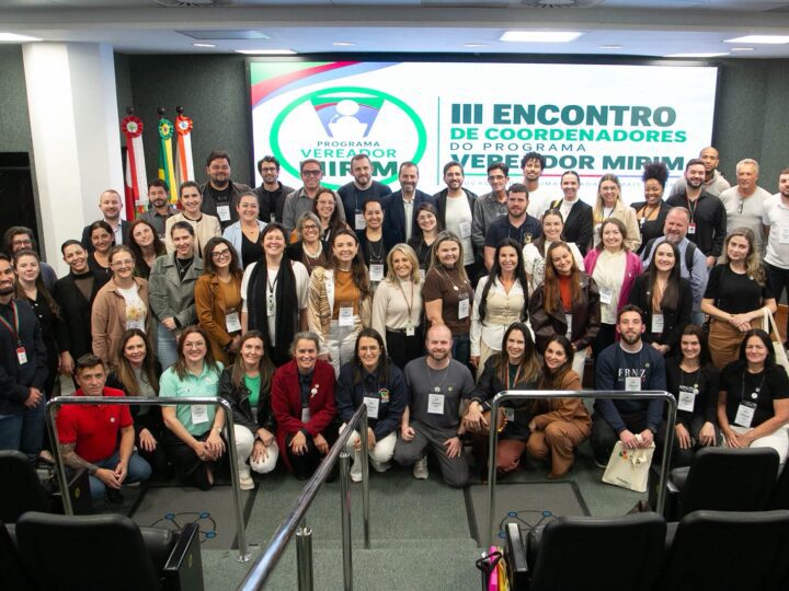 Câmara são-bentense participa de encontro de coordenadores da Câmara Mirim
