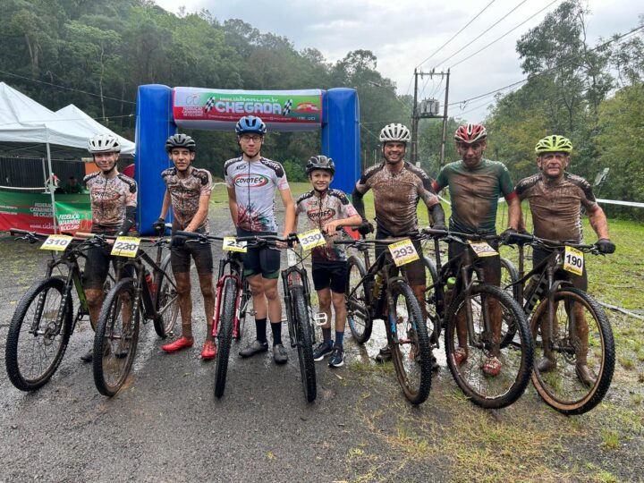 Coyotes/FMD São Bento do Sul conquista sete pódios e se destaca em etapas do Catarinense de Ciclismo