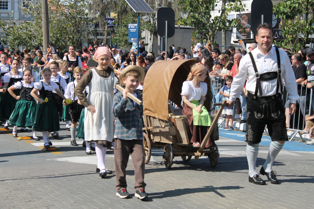 São Bento do Sul prepara grande Desfile Alegórico para celebrar 153 anos