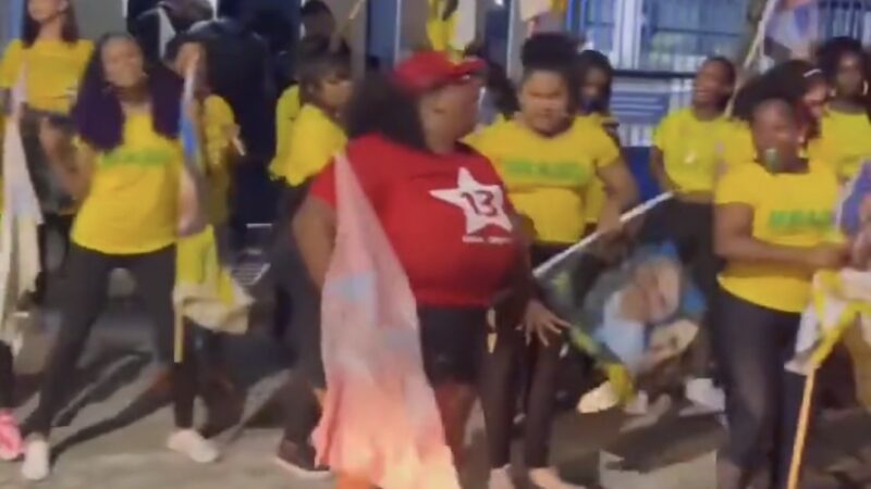 Video com cabos eleitorais do PL e PT&nbsp; dançando juntos na Bahia democraticamente viraliza