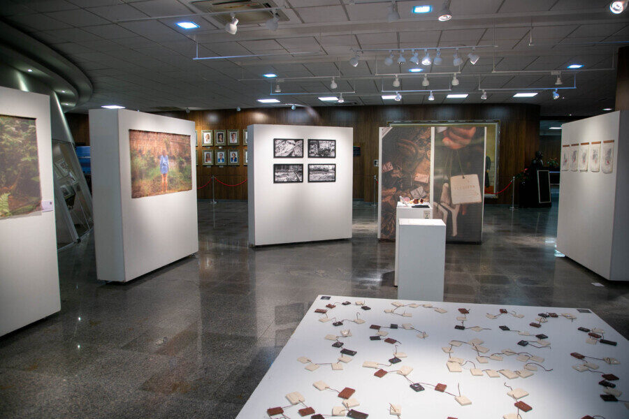 Exposição em Florianópolis resgata passado mineiro de Criciúma por meio da arte