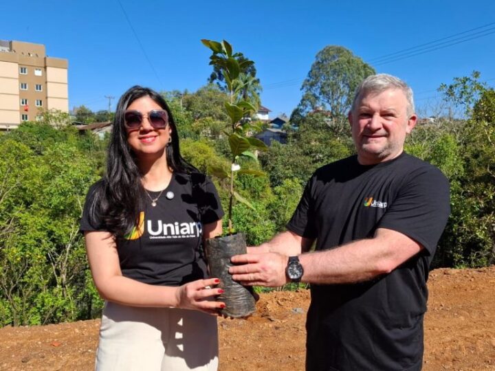 Fundação Uniarp comemora 55 anos com criação de corredor verde em Caçador