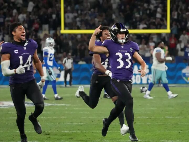 Baltimore Ravens vencem Dallas Cowboys no Maracanã no último segundo