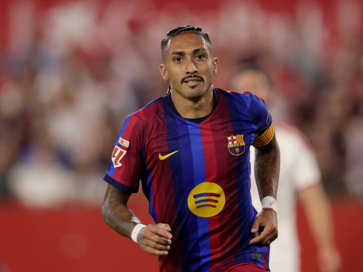 Raphinha faz 3 no Sevilla e supera trio do Real Madrid
