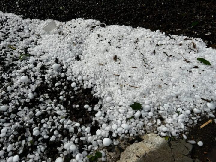 Temporais em Santa Catarina deixam cidades em emergência