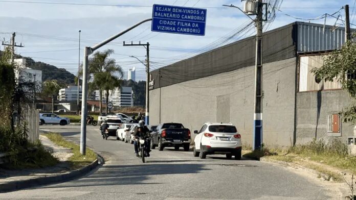 Mudança no trânsito entre Camboriú e Balneário Camboriú altera sentido de via importante