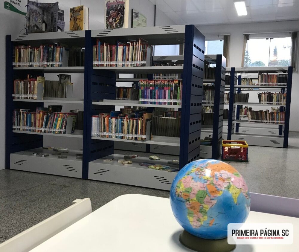 Biblioteca Pública de São Bento do Sul comemora 58 anos com programação especial do Festival da Primavera
