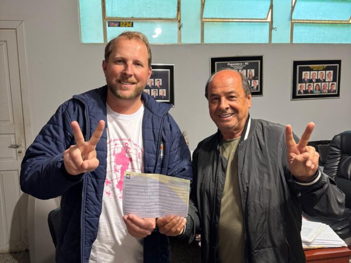 Reviravolta política em Papanduva: filiação de Cezar Santos ao PL mexe no tabuleiro eleitoral para 2028