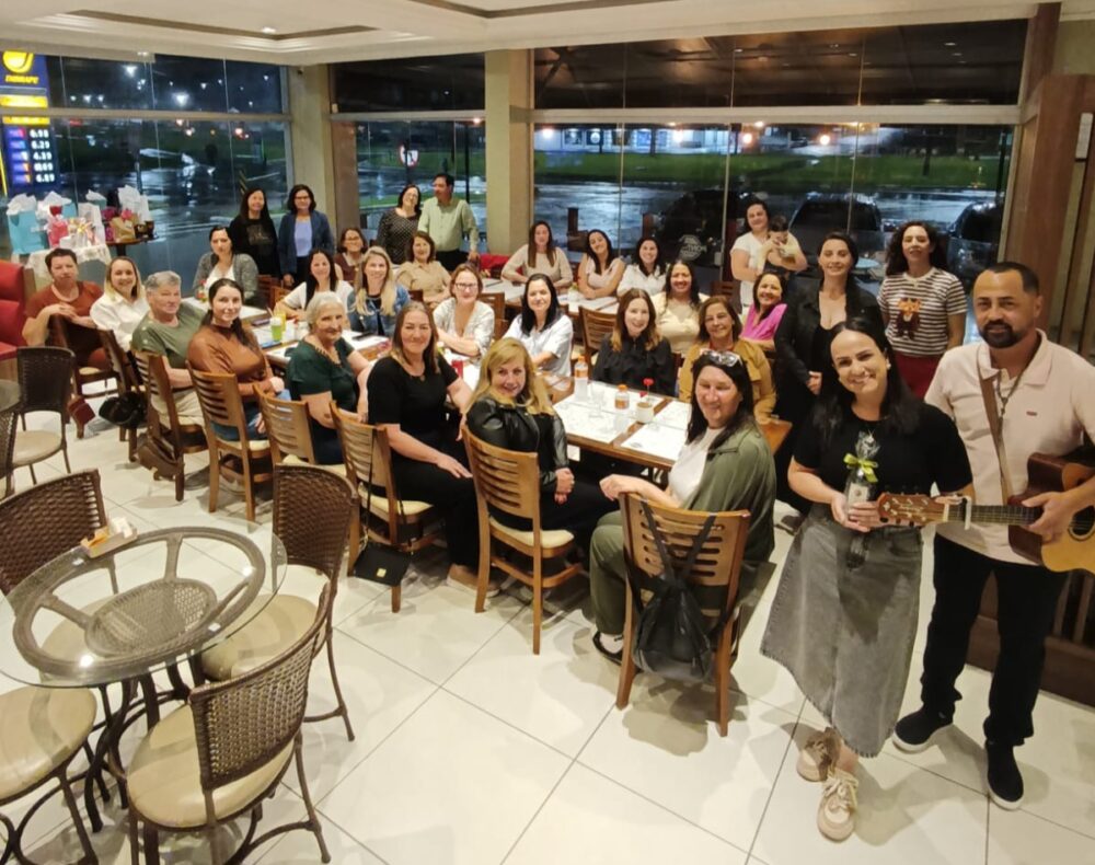 2ª Encontro dos Professores de Monte Castelo reúne mais participantes e emociona com reencontro de aposentados