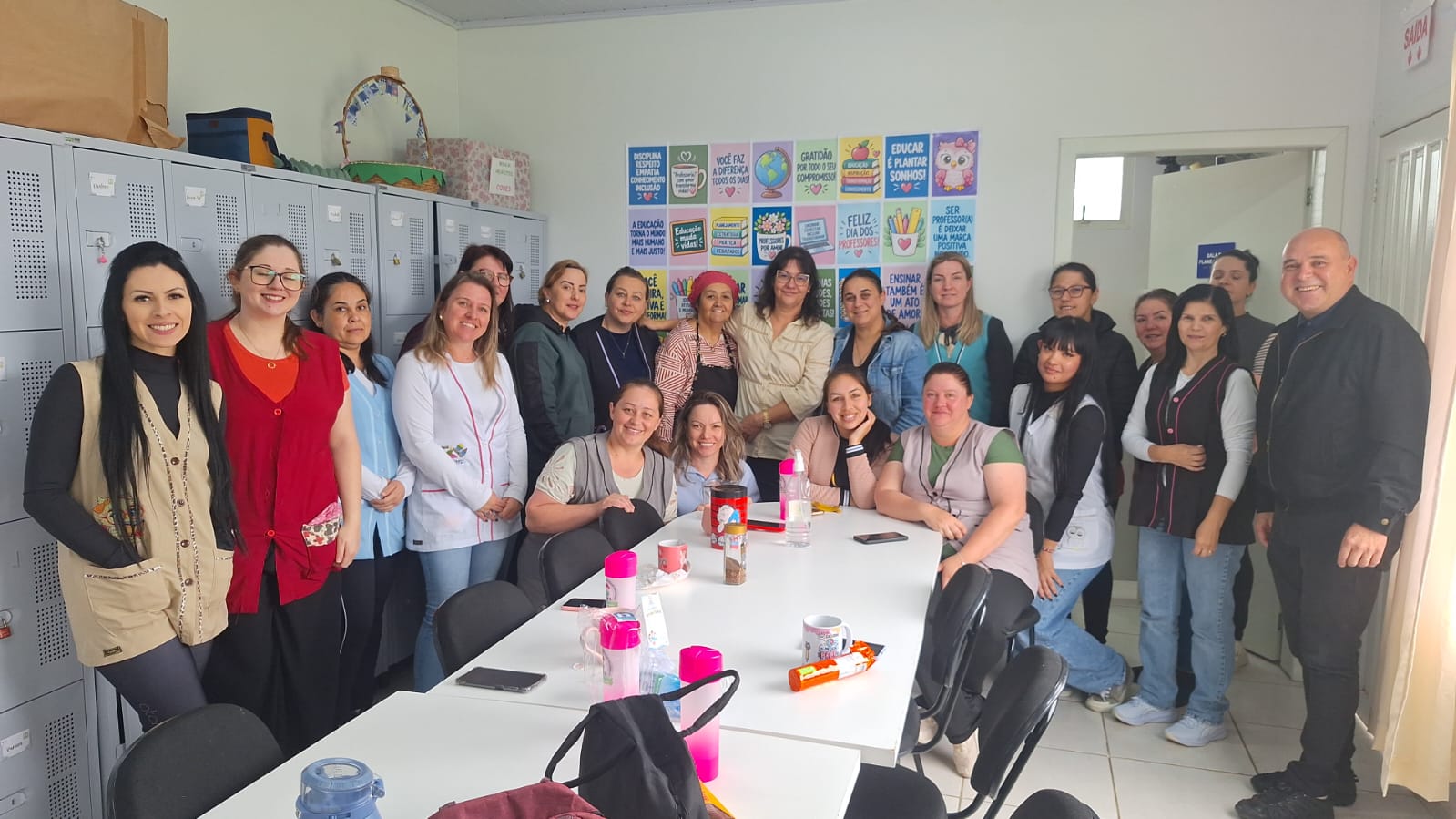 Diálogo com equipe do CEIM Pingo de Gente e anúncio de melhorias