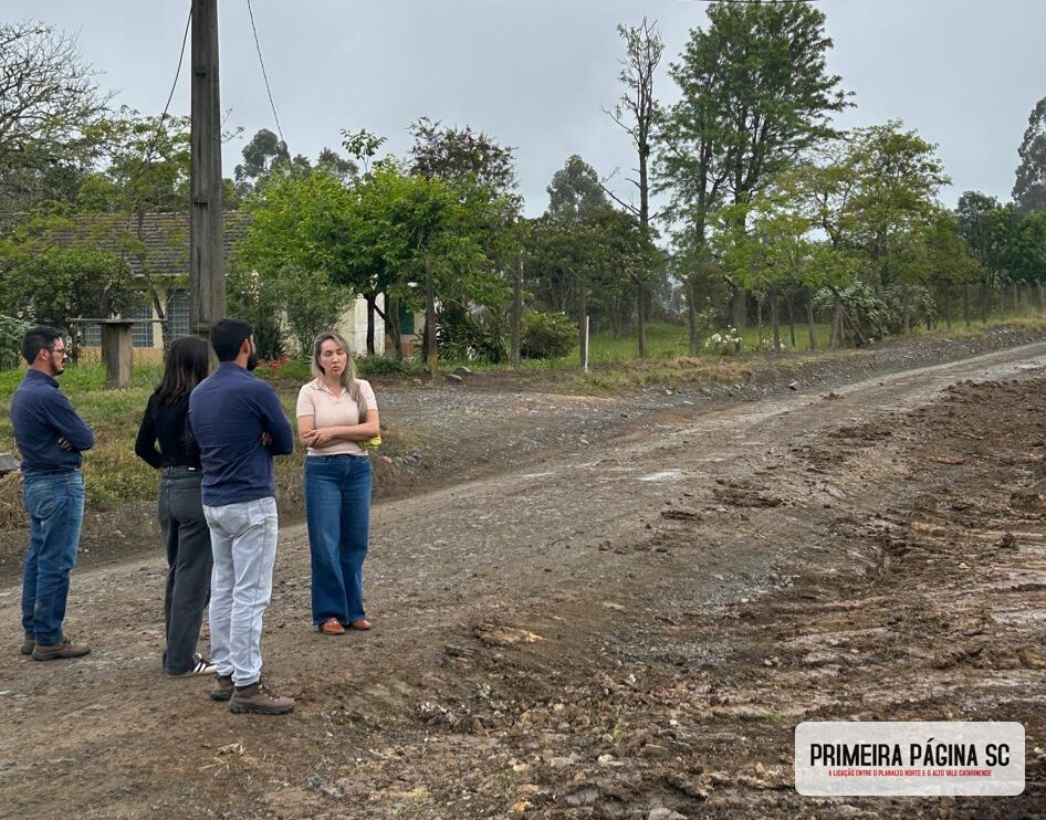 Infraestrutura: Santa Terezinha avança nas obras de pavimentação em concreto no sentido Rio da Anta