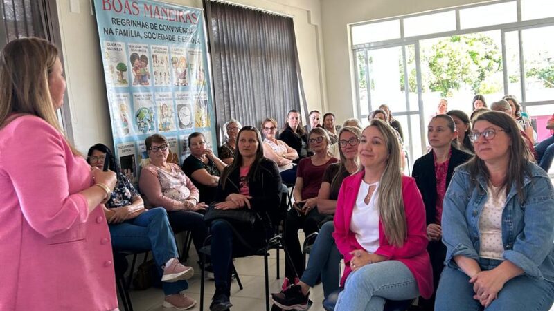 CRAS de Santa Terezinha promove “Café pela Vida” em alusão ao Outubro Rosa