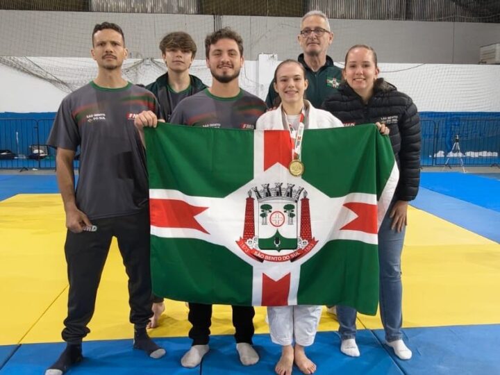 Maria Clara Nielsen conquista medalha de ouro no judô da Olesc e coloca São Bento do Sul no lugar mais alto do pódio