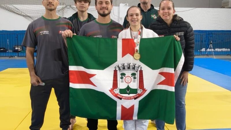 Maria Clara Nielsen conquista medalha de ouro no judô da Olesc e coloca São Bento do Sul no lugar mais alto do pódio