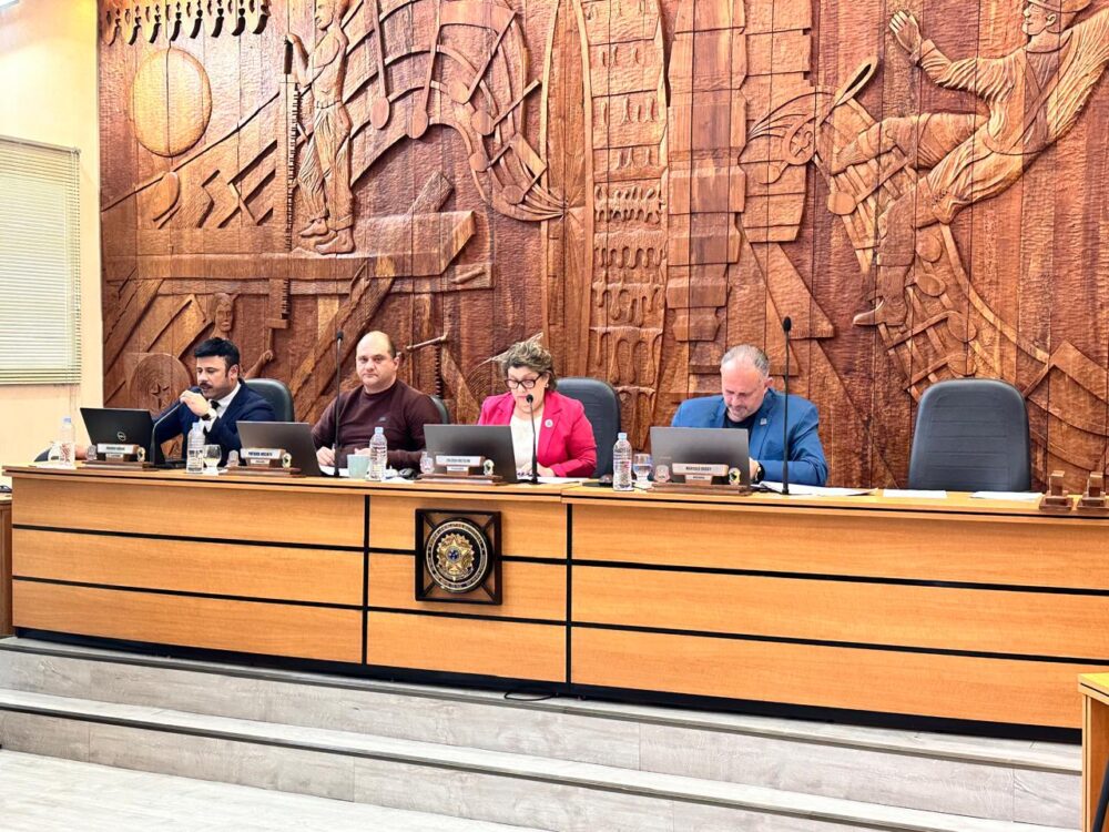 Programa que institui Esgoto Rural no município passa pelas comissões
