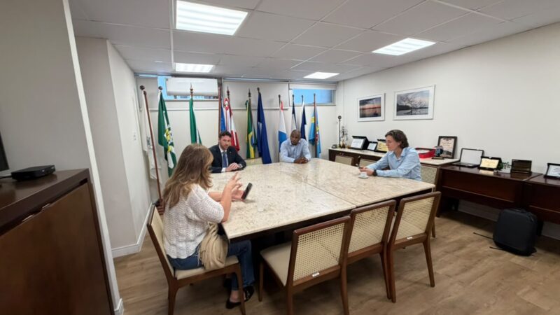 Fernando Krelling discute últimos detalhes para implementação do Boletim da Saúde em Santa Catarina