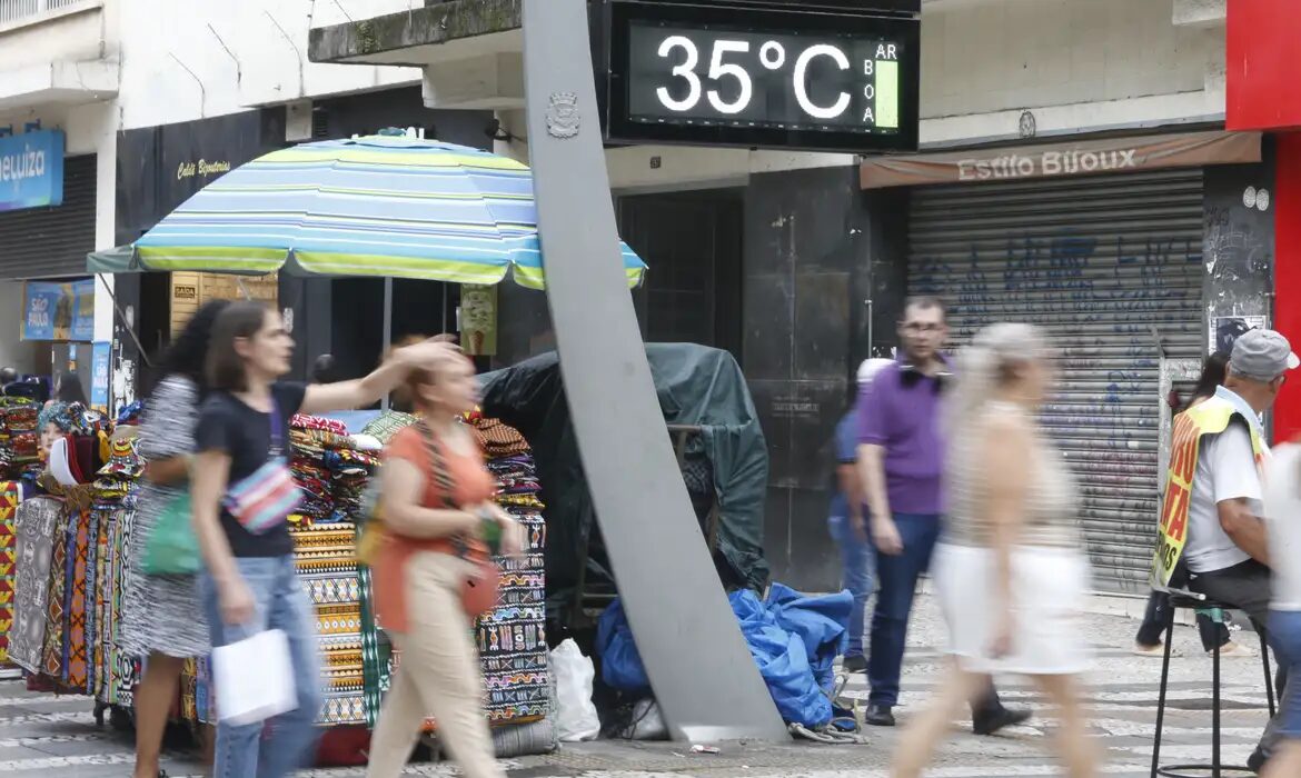 El Niño vai se intensificar e durar até fevereiro, alerta ONU