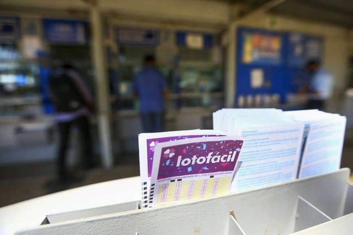 Aposta simples fatura sozinha r$ 1,8 milhão na lotofácil 3796