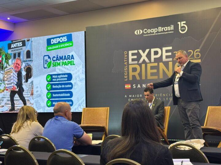 Câmara de São Bento do Sul apresenta case de eficiência em congresso em Florianópolis