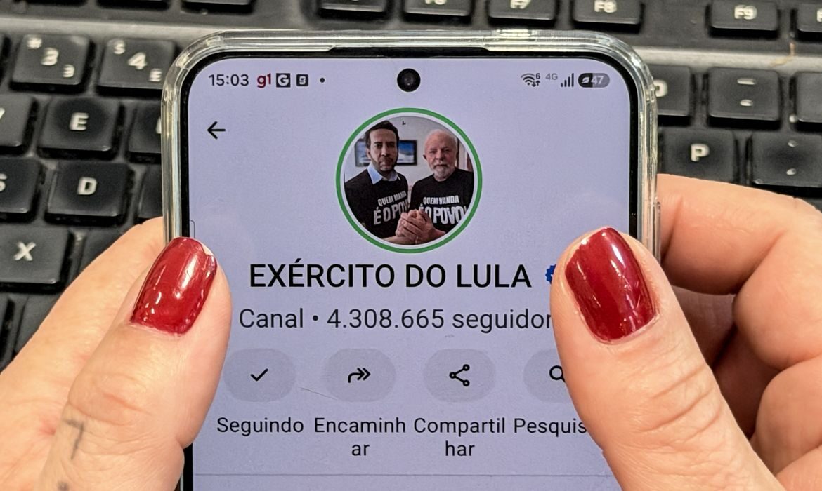 Canal Exército do Lula é reativado no WhatsApp após registro no TSE