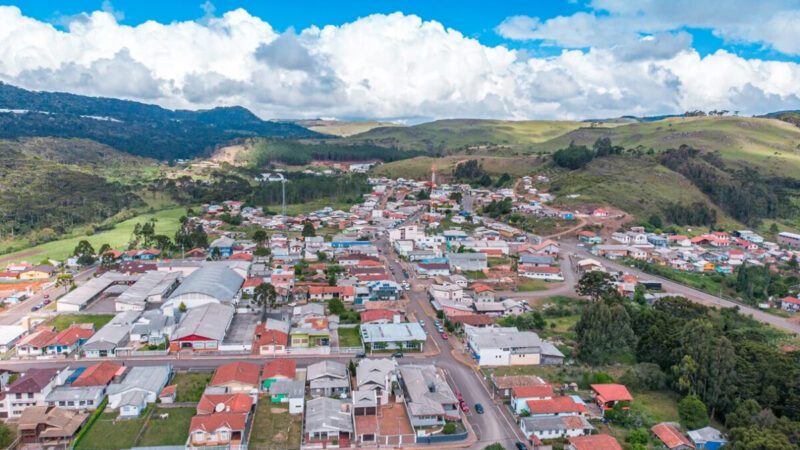 Casan libera 88 novas conexões à rede de esgoto em Bom Jardim da Serra