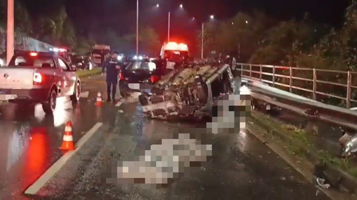 Colisão grave deixa dois jovens mortos em Blumenau