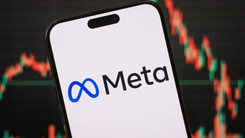 Tse cobra Meta e X por suspeita de favorecimento a Flávio Bolsonaro