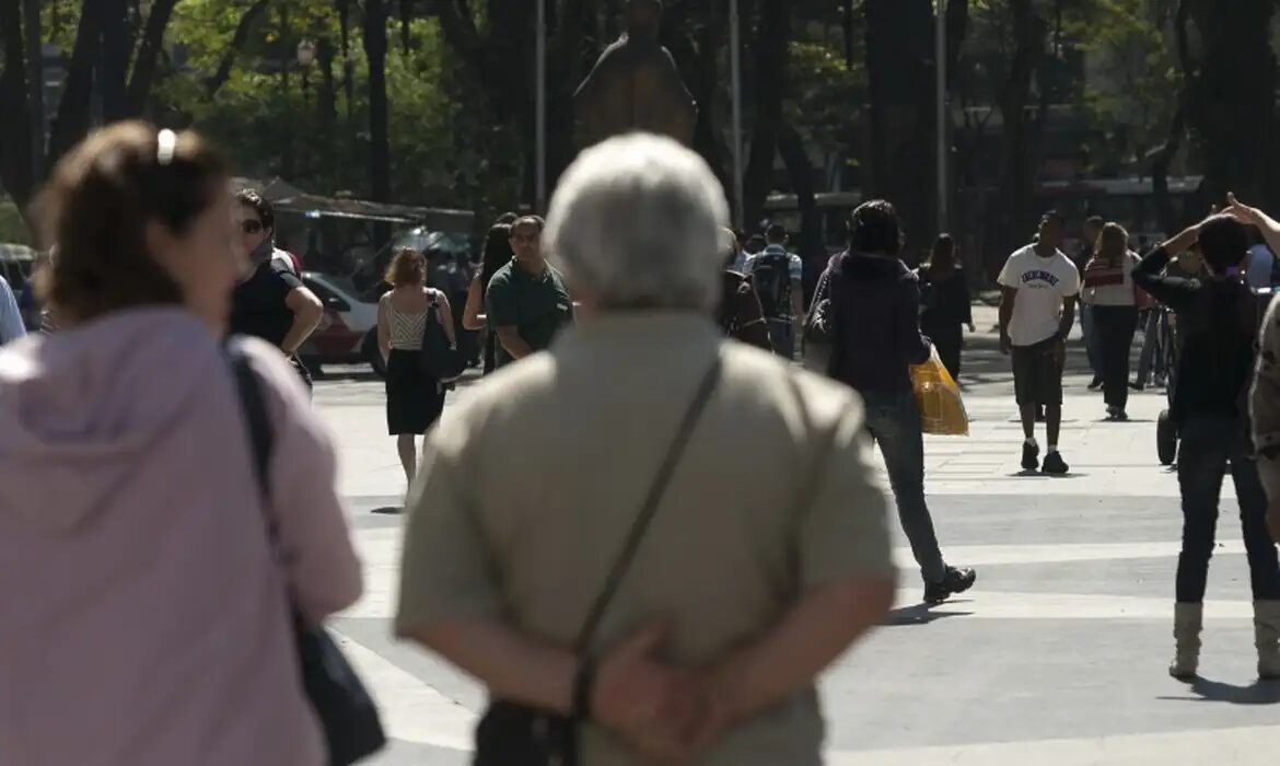 São Paulo registra mais idosos que crianças pela primeira vez