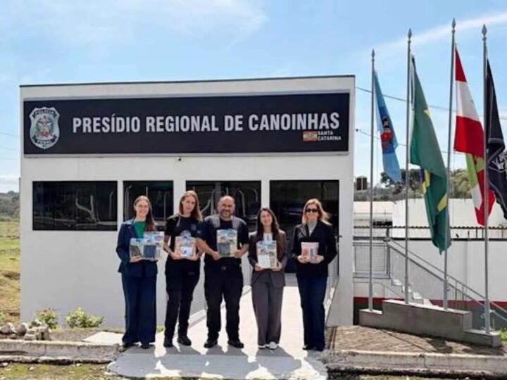 Ação solidária entrega 120 kits a filhos de detentos em Canoinhas