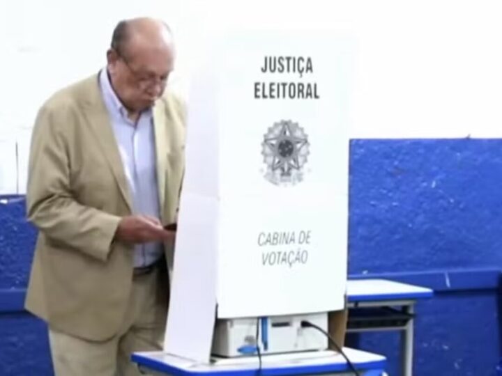 Gilmar Mendes viaja ao Mato Grosso para votar nas eleições