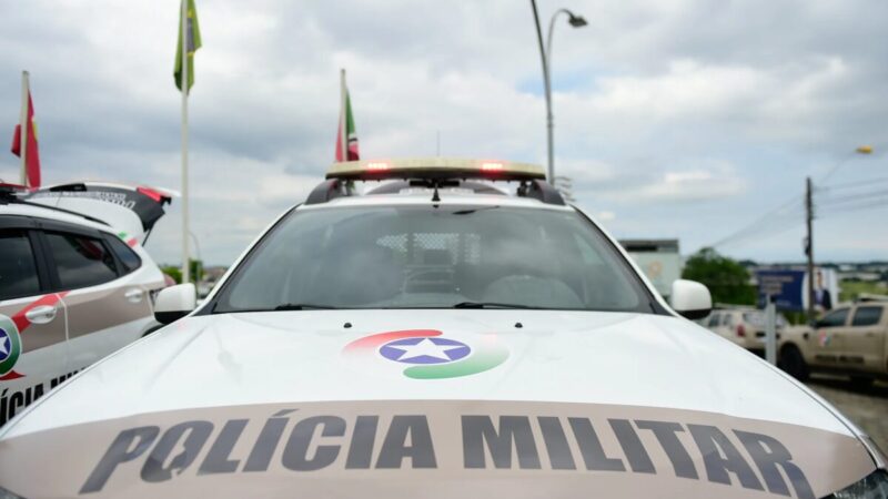 Suspeito de furto de carro morre em confronto com a PM após perseguição em SC